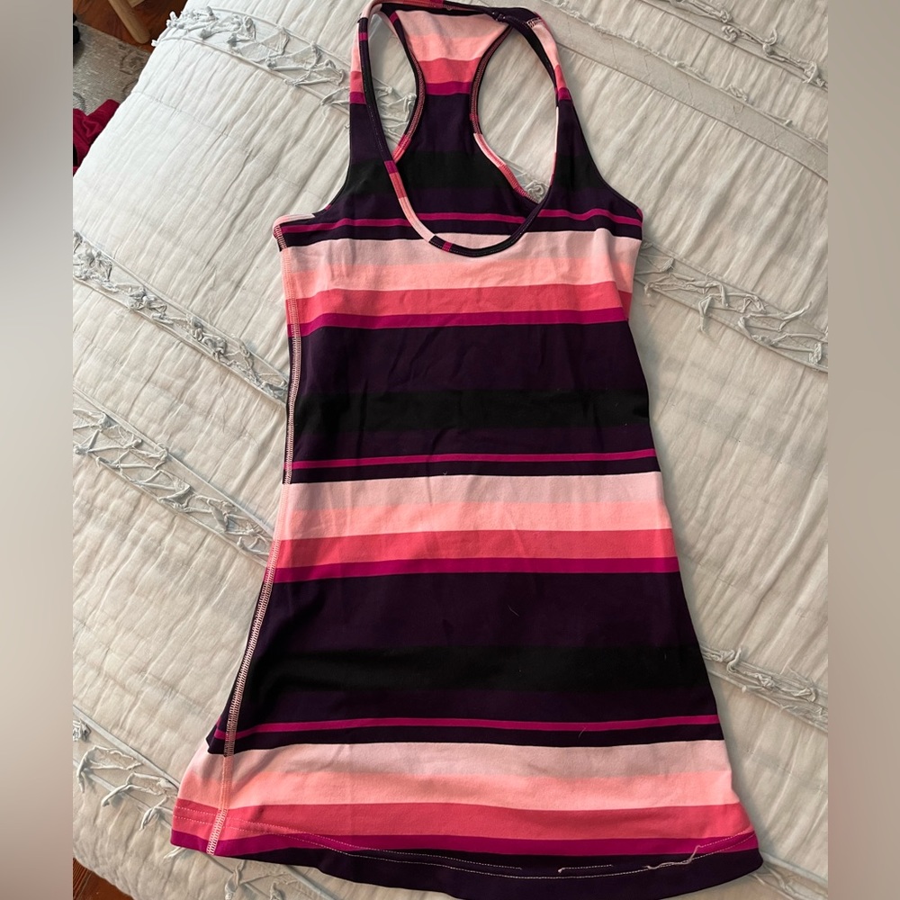 Lululemon fitted high neck tank